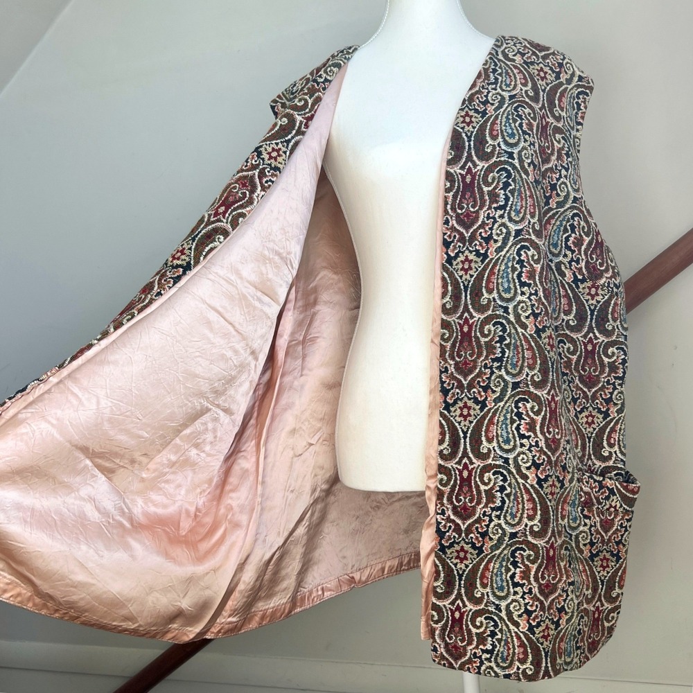 Vintage Handmade Tapestry Vest Multicolor Paisley Bohemian Oversized Opulent XL